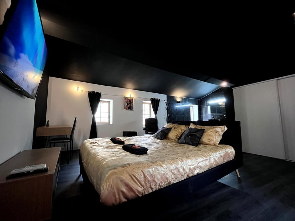 Bed, TV and multimedia