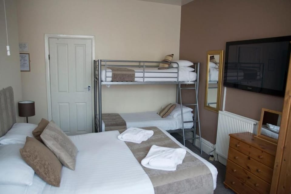 Lyndawn hotel Bed and Breakfast in Blackpool
