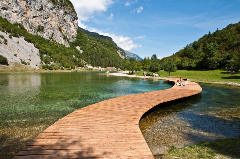 Nearby landmark, Day, Natural landscape, Lake view, Mountain view, River view