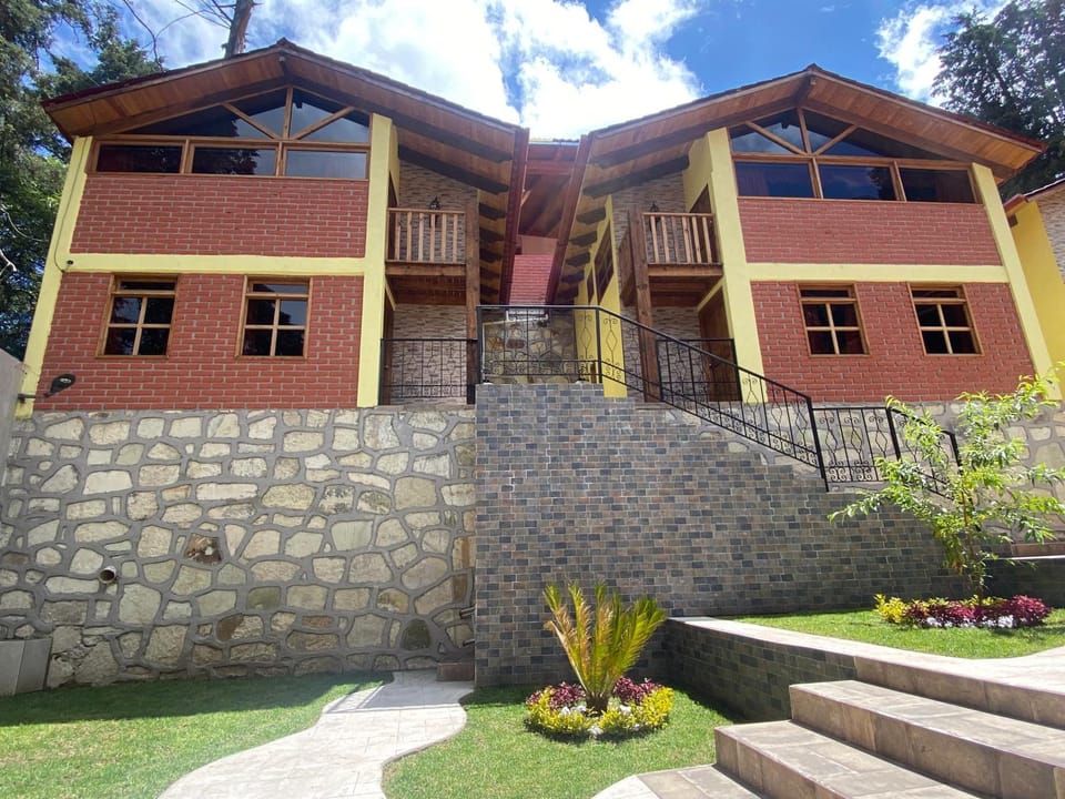 Facade/entrance, Garden