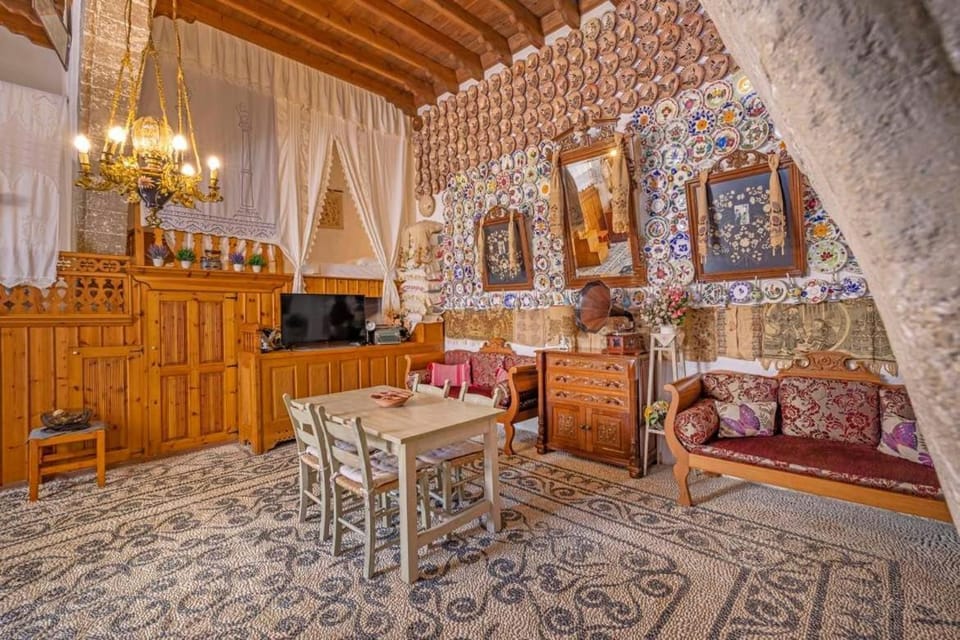 Beautiful historic house House in Rhodes, Greece