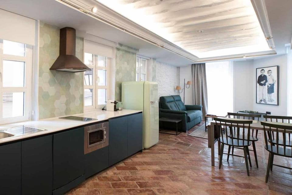 Kitchen or kitchenette, Living room, Dining area
