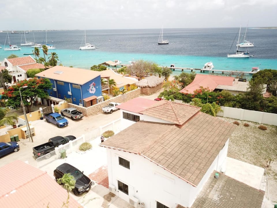 Day, Natural landscape, Beach, Sea view, Location, Parking