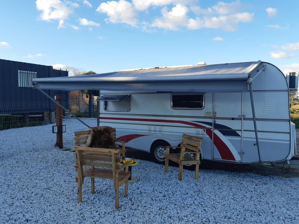 Trailer novo completo. Apartment hotel in Uruguay