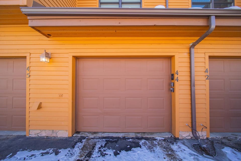 Snake River 44 by SummitCove Lodging in Colorado House in Keystone