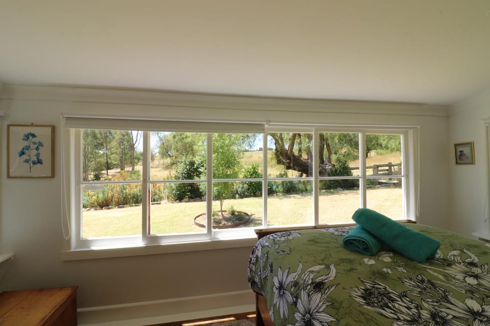 Bedroom, River view
