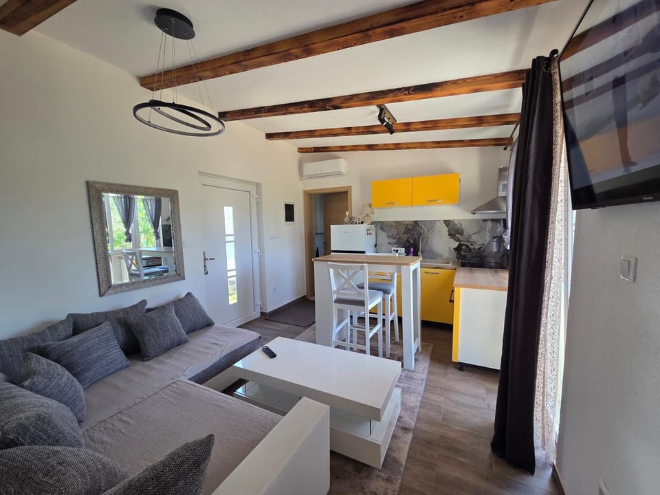 Cattleya Apartment in Istria County