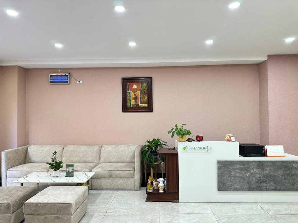 Lobby or reception, Internal: Not applicable to any particular room