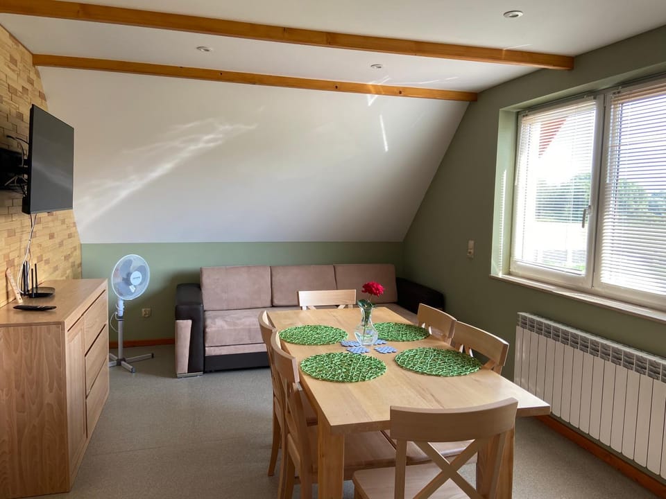 Apartament Vanessa u podnóża gór, nad jeziorem Czorsztyńskim Apartment in Lesser Poland Voivodeship