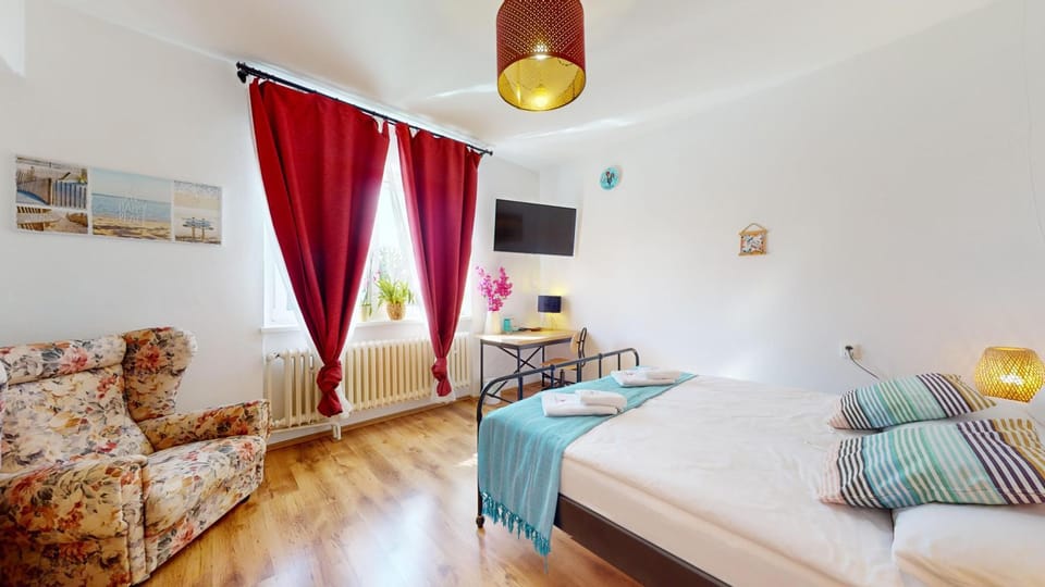 Ron De Mar - ES TRENC Bed and Breakfast in Bratislava Region, Slovakia