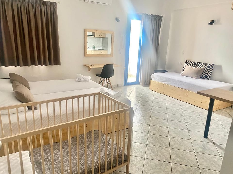 Mikes on the beach Apartment in Crete