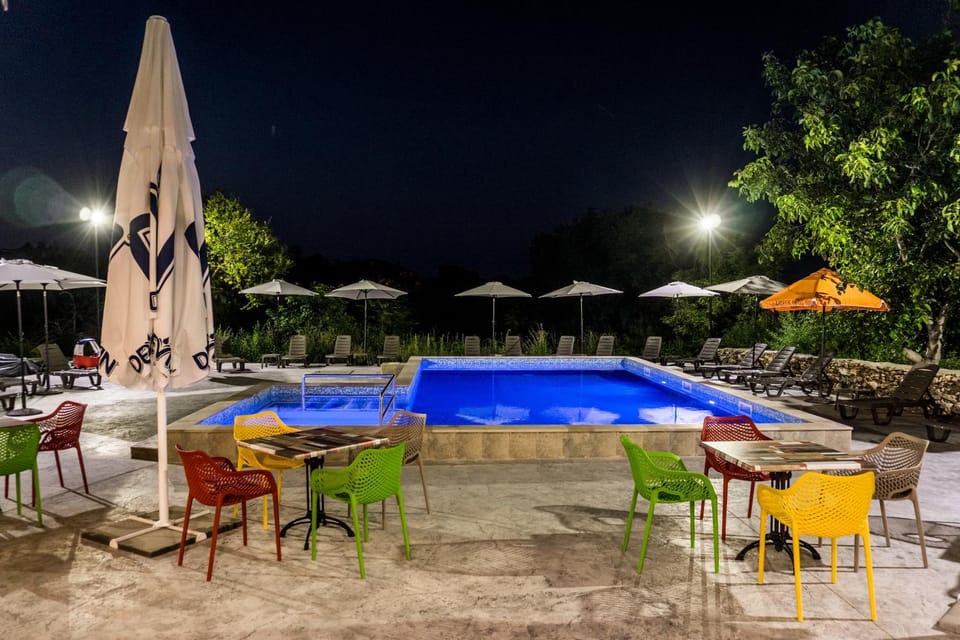 Swimming pool