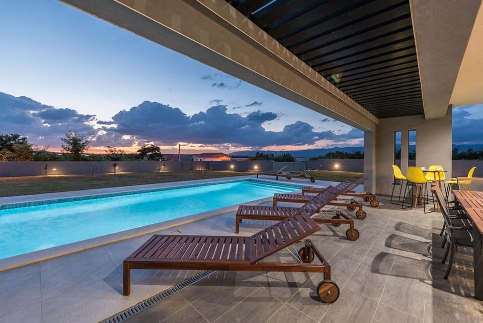 VILLA ZRINKO Villa in Zadar County