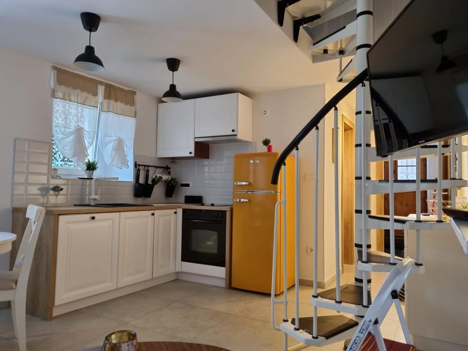 Apartman Ivano Cres Apartment in Cres