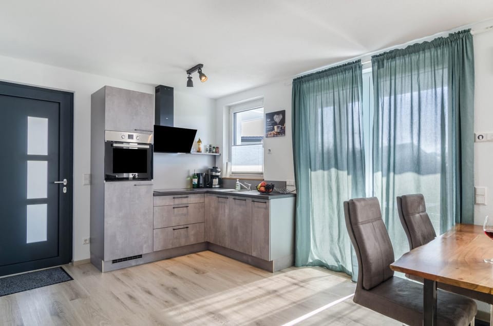 Property building, Kitchen or kitchenette, Living room