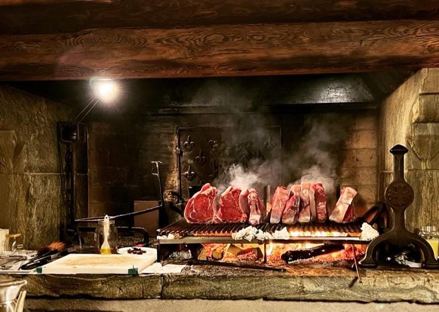 A' la Table du Sommelier Chambres d Hôtes Bed and Breakfast in Aosta Valley, Italy