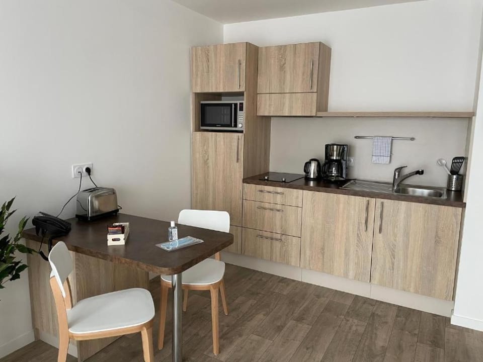 DOMITYS LES NOTES FLORALES Apartment hotel in Île-de-France