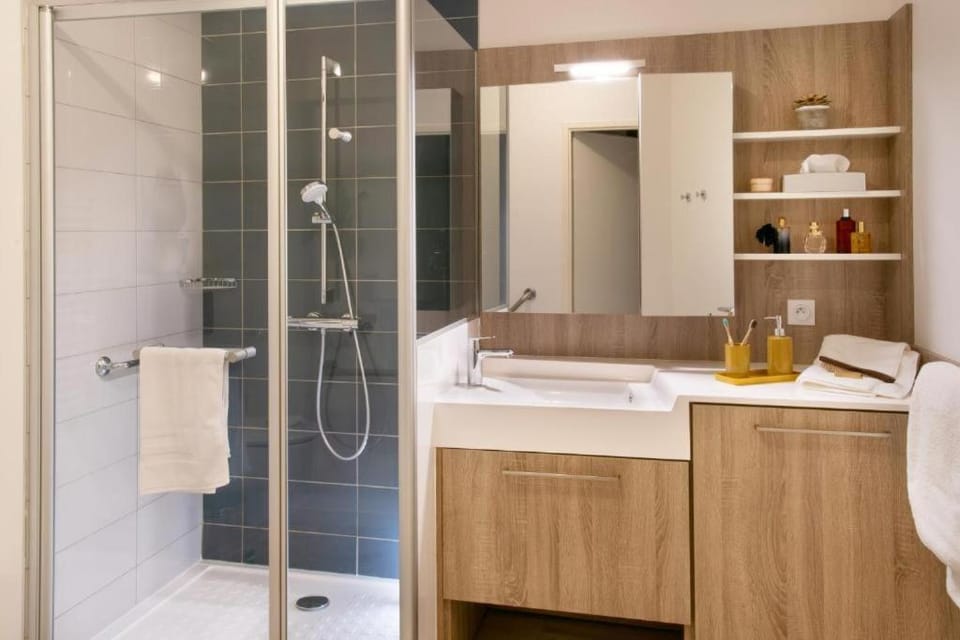 DOMITYS LES NOTES FLORALES Apartment hotel in Île-de-France