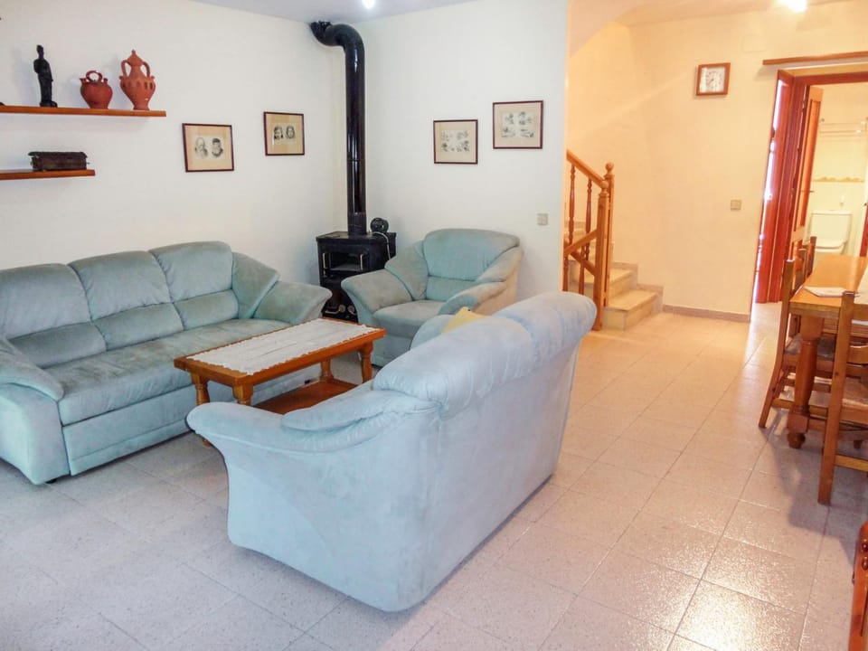 Holiday Home Mora Igor by Interhome House in Tarragonès