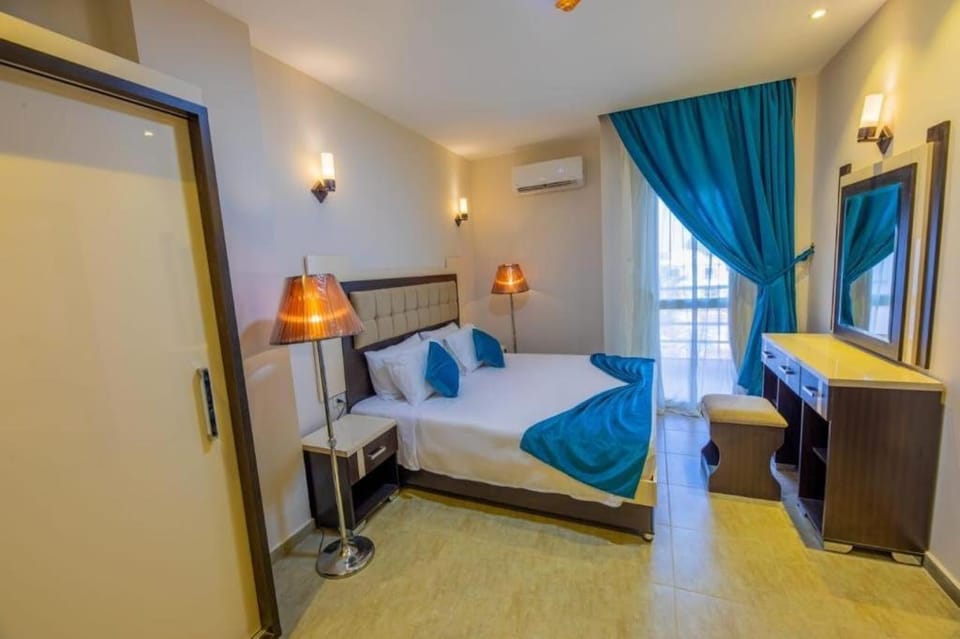 One Bedroom Suite with Aqua View at Mirage Bay Resort Apartment hotel in Hurghada