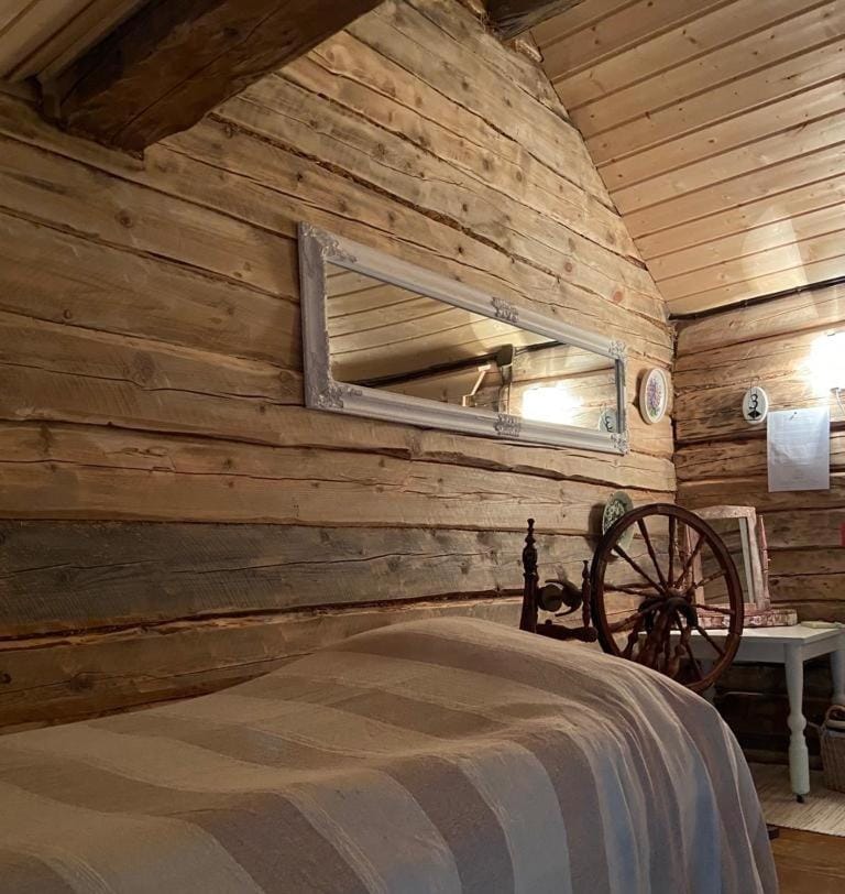 Bed, Photo of the whole room, Bedroom, bunk bed