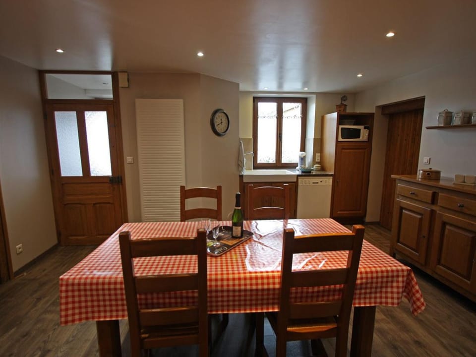 Gîte convivial 4/5 pers. avec parking privé, proche nature et histoire, tout confort inclus - FR-1-589-379 House in Vosges