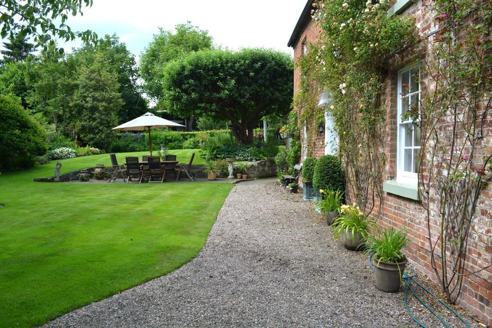 Property building, Garden