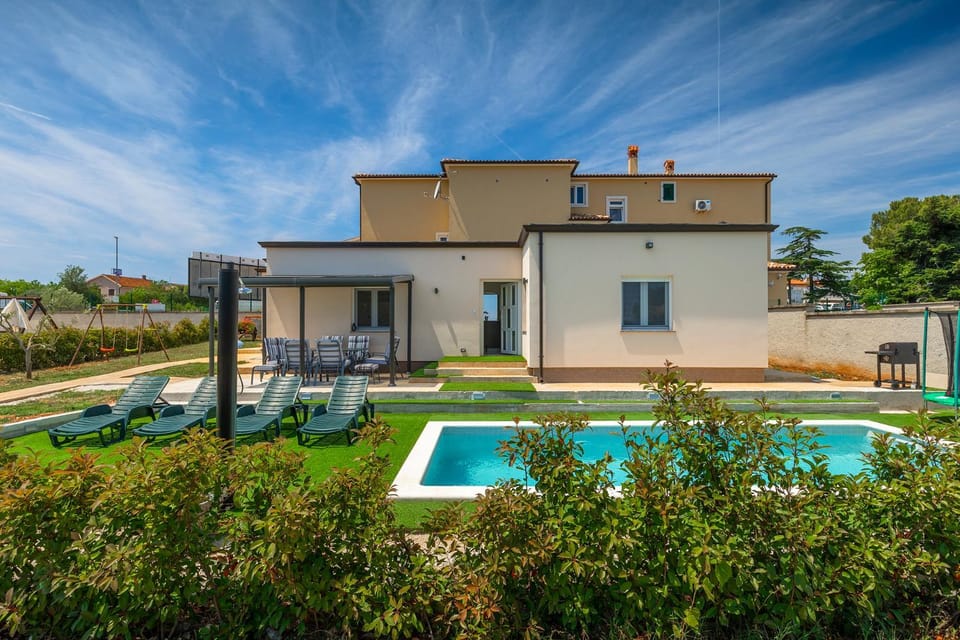 Villa Giorgina Villa in Banjole