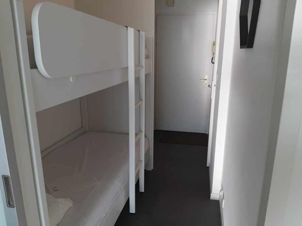 Studio aux Sables-d'Olonne: Plage et commerces à proximité - FR-1-92-902 Apartment in Les Sables-d'Olonne