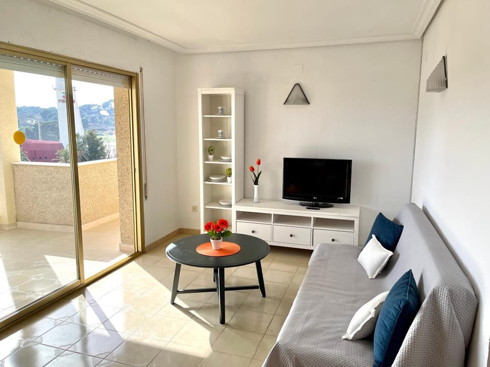 APARTBEACH TURQUESA 506 Vistas Playa y Climatizado Apartment in La Pineda