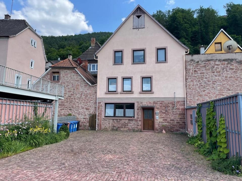 Property building, Balcony/Terrace