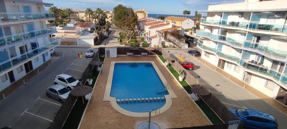 Pool view, Swimming pool