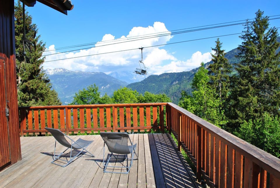 Natural landscape, Balcony/Terrace, Mountain view