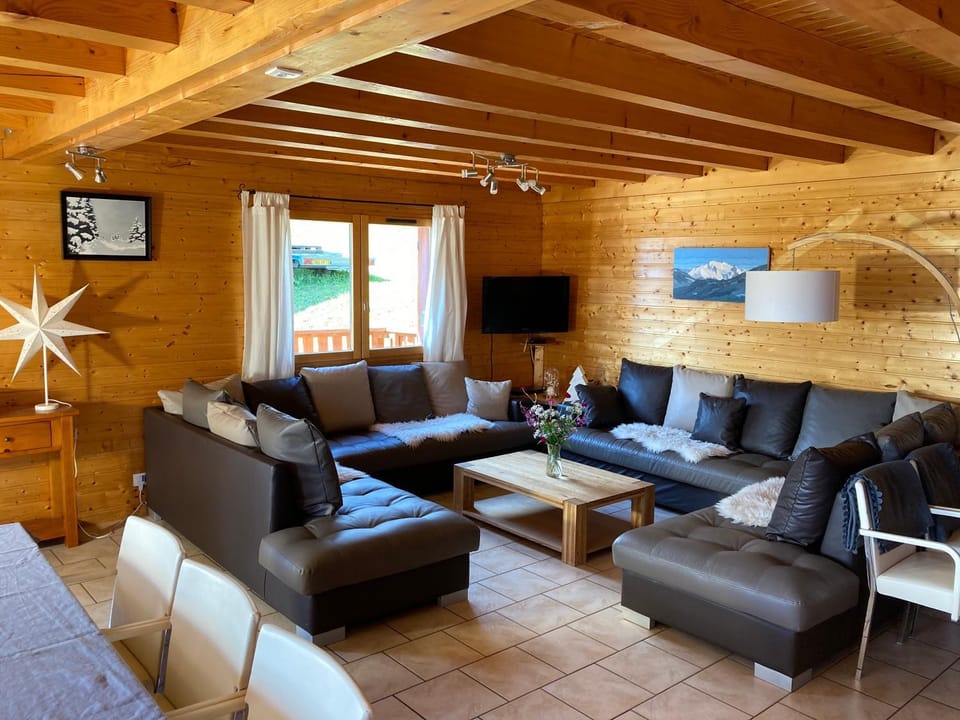 CHALET REROLLE Chalet in Les Avanchers-Valmorel