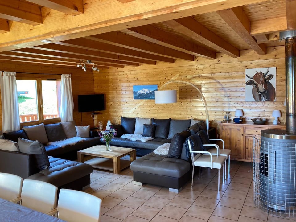 CHALET REROLLE Chalet in Les Avanchers-Valmorel