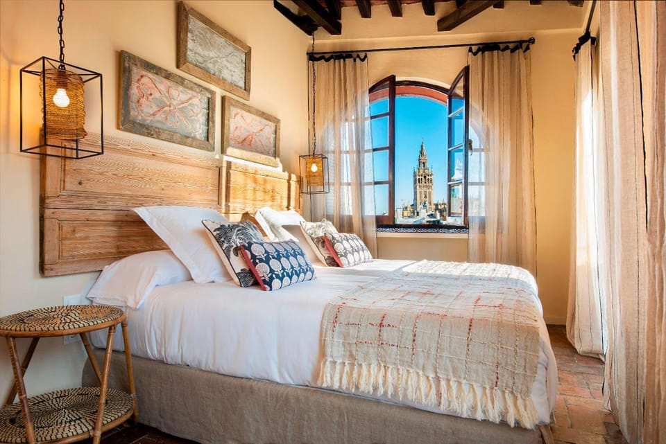 Bed, View (from property/room), Other, Photo of the whole room, Bedroom, Landmark view