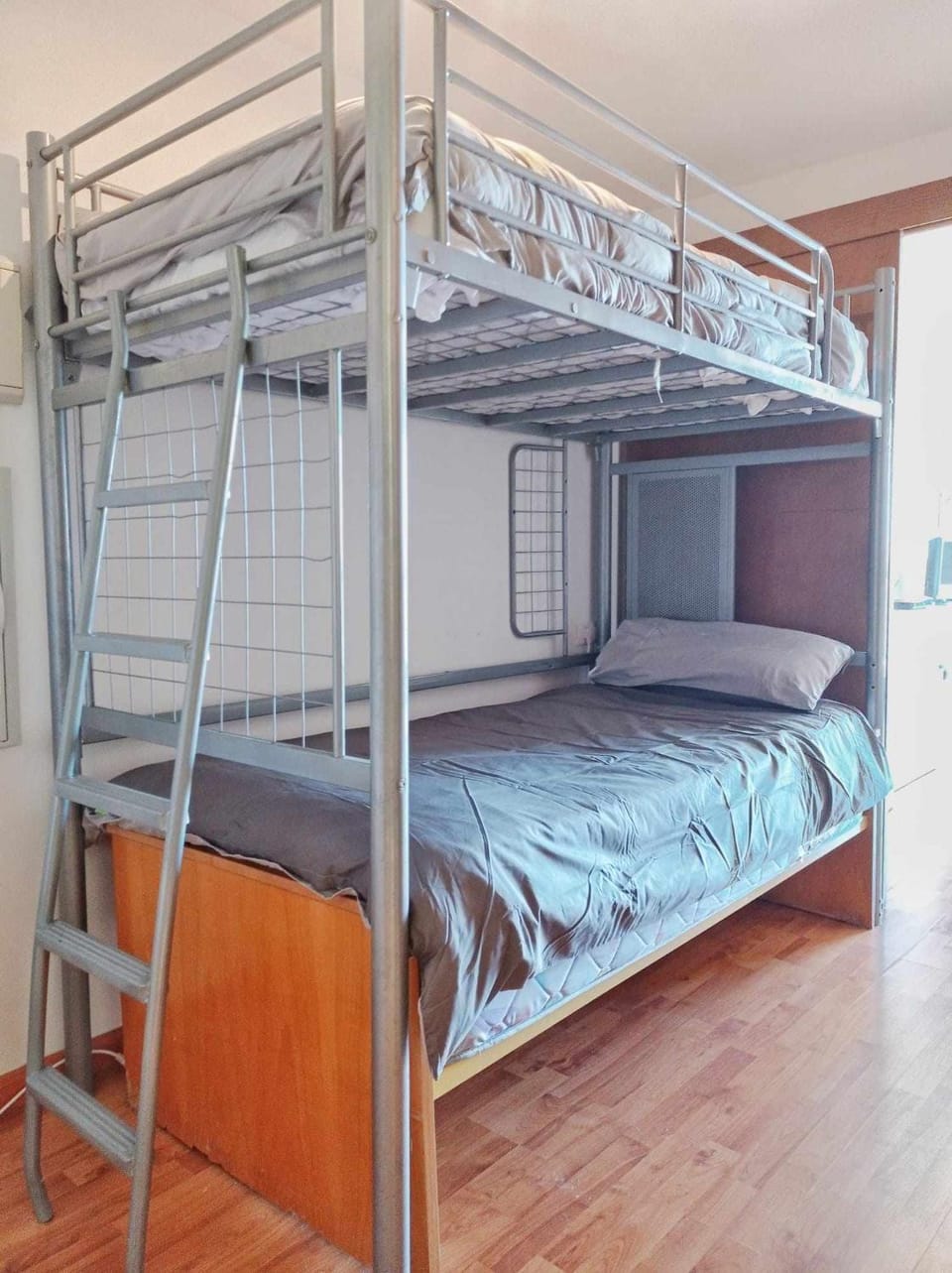 bunk bed