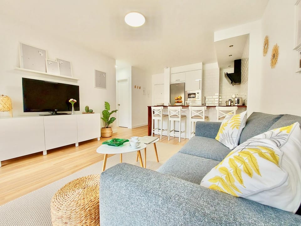 TV and multimedia, Living room, Dining area, kitchen
