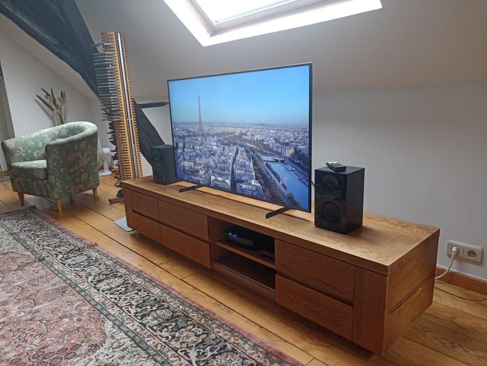 Quiet Duplex of 120 sqm in Historical Center Apartment in Brussels