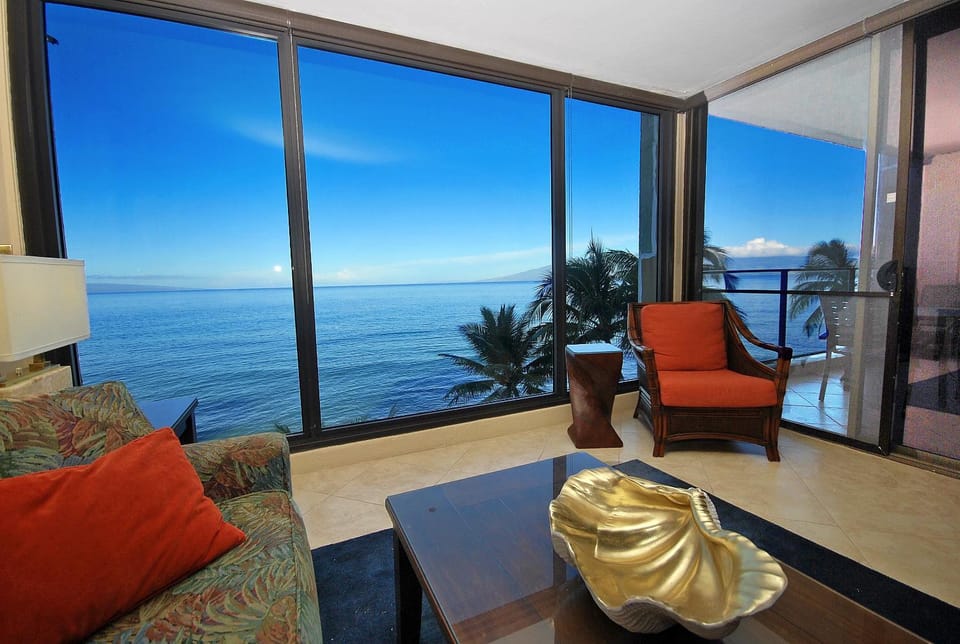Mahana 604 Oceanfront 1BD 1BA condo Apartment in Kaanapali