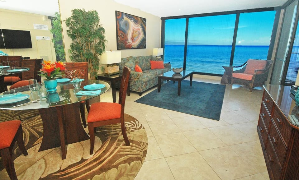Mahana 604 Oceanfront 1BD 1BA condo Apartment in Kaanapali