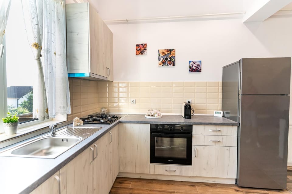 APARTAMENT CETATE VIEW Apartment in Brașov County