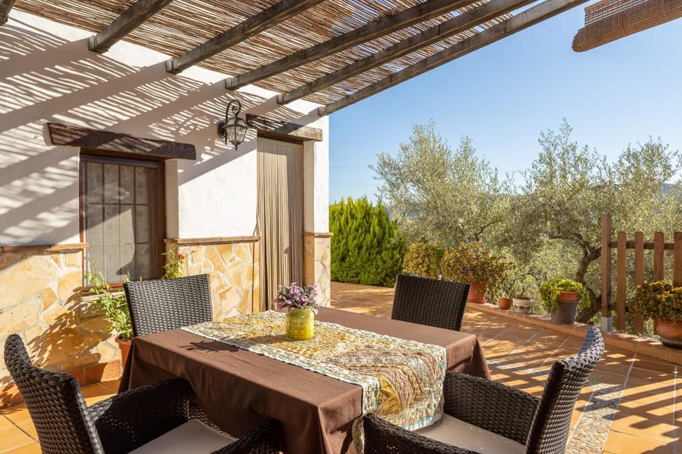 Property building, Balcony/Terrace, Living room