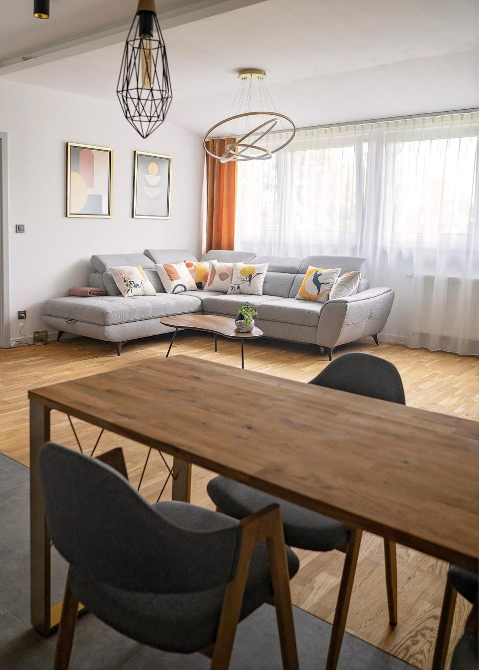 Living room, Seating area, Dining area