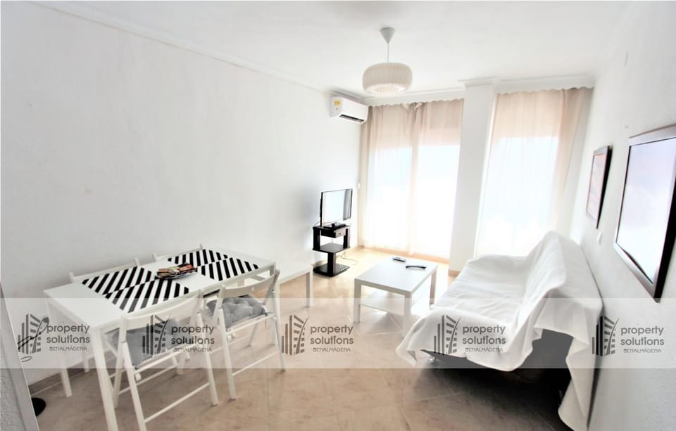Living room, Lounge or bar