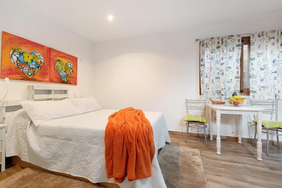 Living room, Bedroom