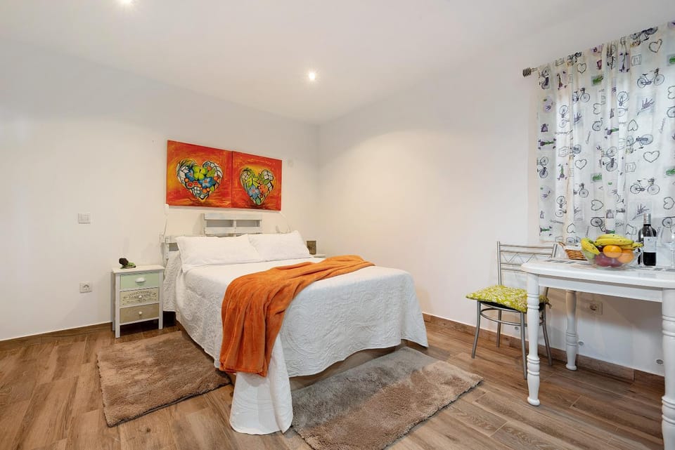 Living room, Bedroom
