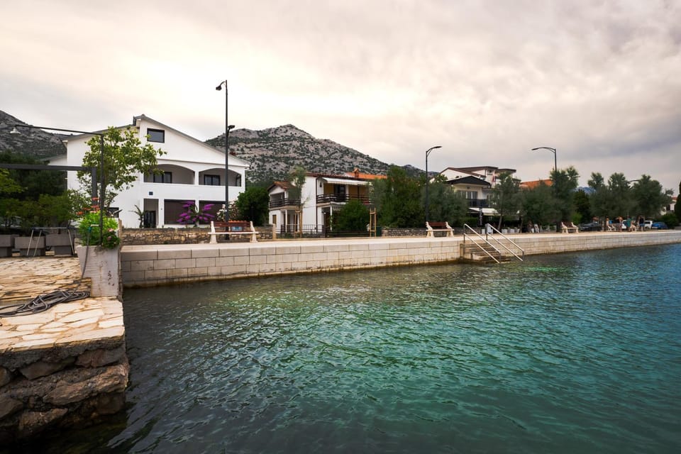 Property building, Mountain view, Sea view