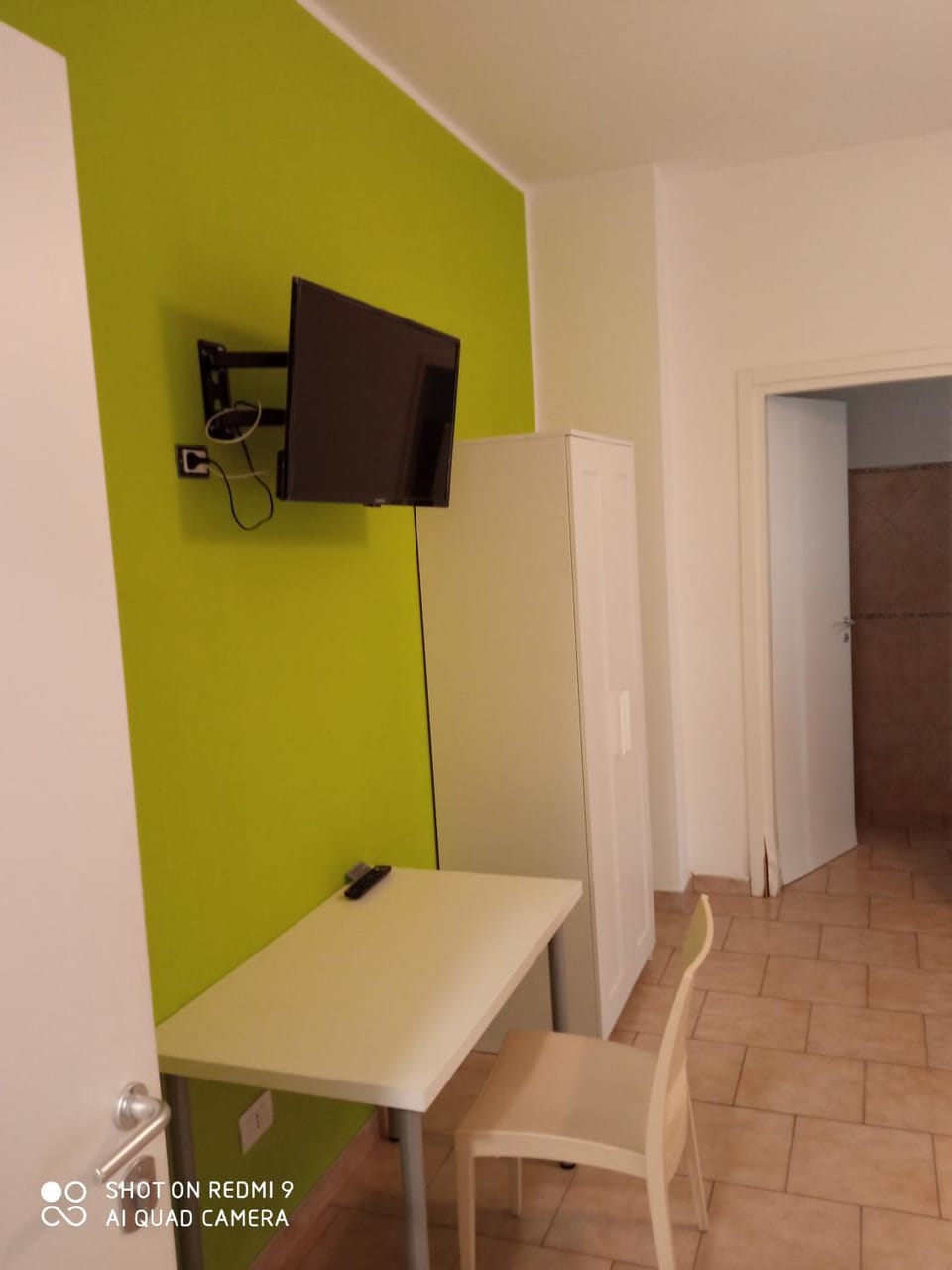 TV and multimedia, wardrobe