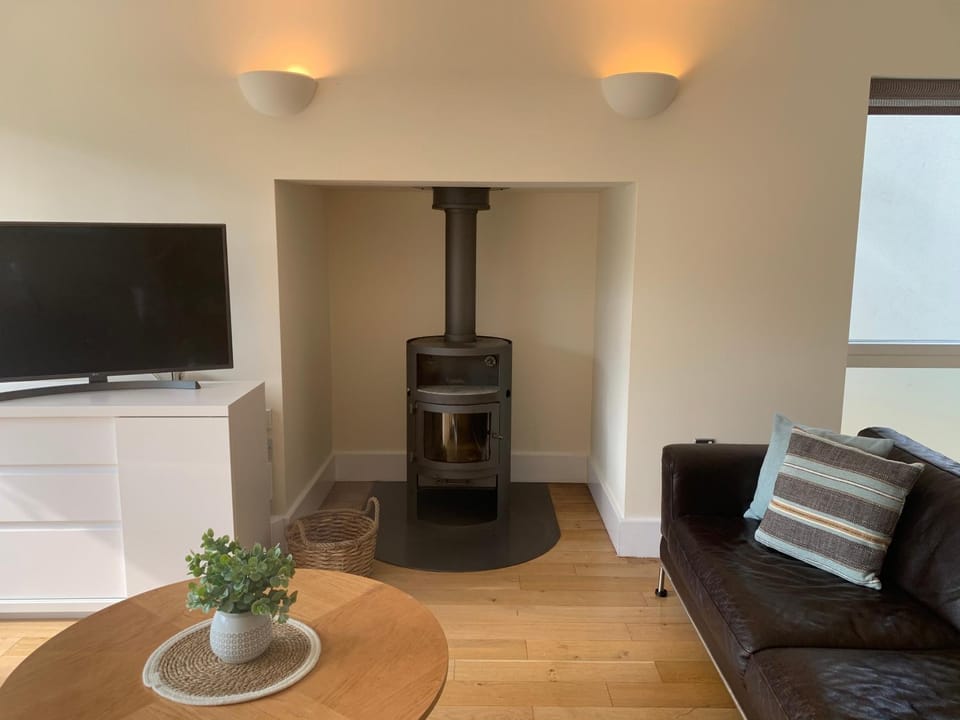 Living room, Seating area, flat iron